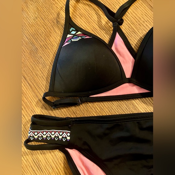 VS Pink bikini, NWOT - Picture 2 of 9